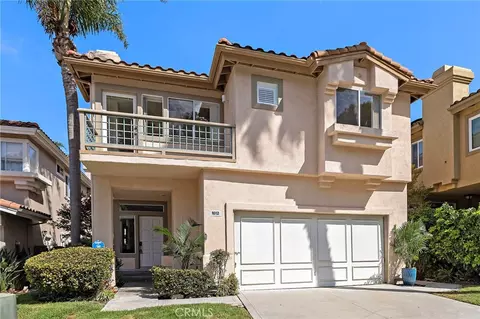 Exterior - 1012 Las Posas, San Clemente, CA 92673 photo 6 of 9