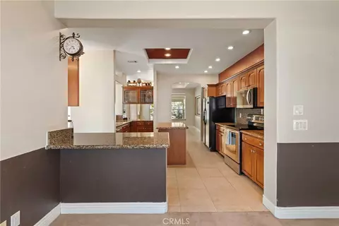 Entry Way - 18211 Morgan Ct, Tehachapi, CA 93561 photo 2 of 2