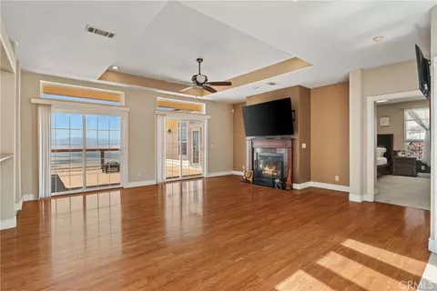 Living - 18211 Morgan Ct, Tehachapi, CA 93561 photo 1 of 10