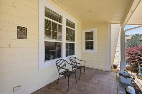 Exterior - 18211 Morgan Ct, Tehachapi, CA 93561 photo 4 of 10
