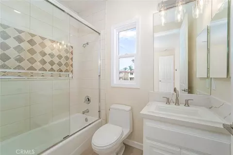 Bath - 27562 Gable, Dana Point, CA 92624 photo 5 of 5