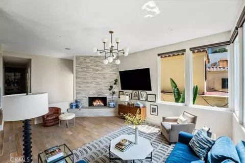 Living - 845 Summit Dr, Laguna Beach, CA 92651 photo 7 of 10
