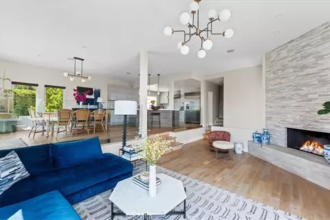 Living - 845 Summit Dr, Laguna Beach, CA 92651 photo 6 of 10