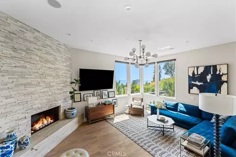 Living - 845 Summit Dr, Laguna Beach, CA 92651 photo 2 of 10