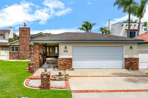 18922 Gregory Ln, Huntington Beach, CA 92646