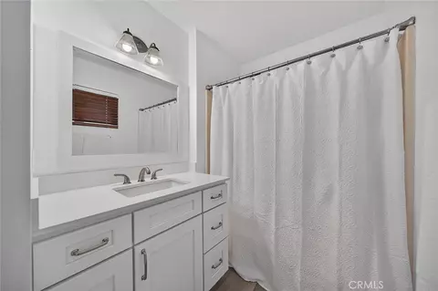 Bath - 21056 Champlain, Lake Forest, CA 92630 photo 2 of 5