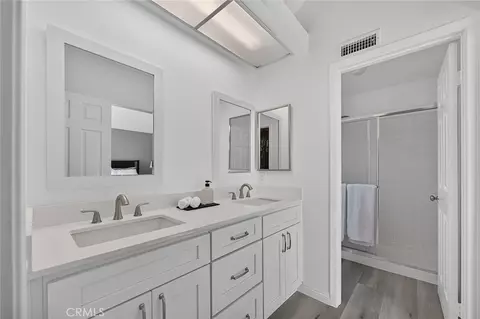 Bath - 21056 Champlain, Lake Forest, CA 92630 photo 5 of 5