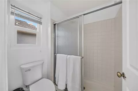 Bath - 21056 Champlain, Lake Forest, CA 92630 photo 4 of 5