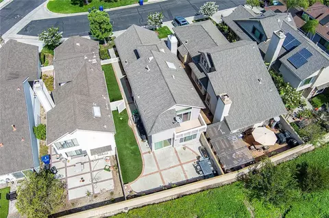 View/Area - 21056 Champlain, Lake Forest, CA 92630 photo 2 of 10