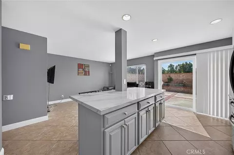 Kitchen - 21056 Champlain, Lake Forest, CA 92630 photo 5 of 7