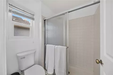 Bath - 21056 Champlain, Lake Forest, CA 92630 photo 4 of 5