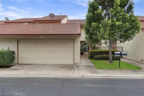 8402 Sunbeam Cir, Huntington Beach, CA 92646