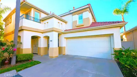 8204 Constantine Dr, Huntington Beach, CA 92646