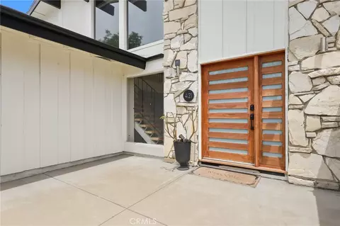 Entry Way - 421 Larry Ln, Placentia, CA 92870 photo 1 of 3