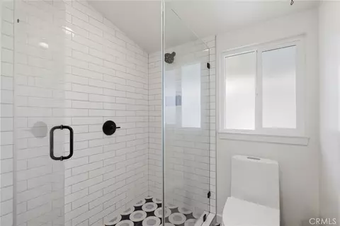 Bath - 421 Larry Ln, Placentia, CA 92870 photo 4 of 4