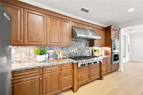 Kitchen - 73 Cortland, Irvine, CA 92620 photo 5 of 6