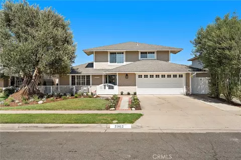 21612 Polynesian Ln, Huntington Beach, CA 92646
