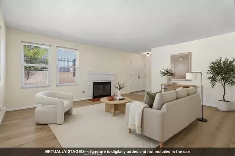 Living - 330 King Ct, Hemet, CA 92543 photo 4 of 8