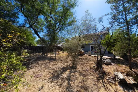 Exterior - 1117 Symeron Ct, Perris, CA 92570 photo 5 of 7