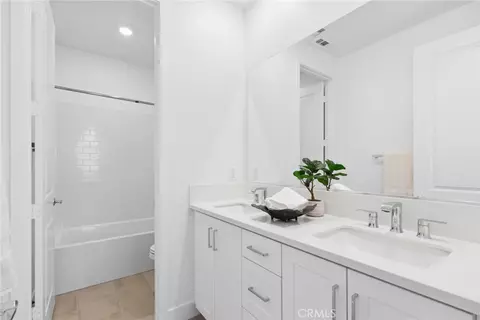 Entry Way - 446 Sonia, Irvine, CA 92618 photo 9 of 9