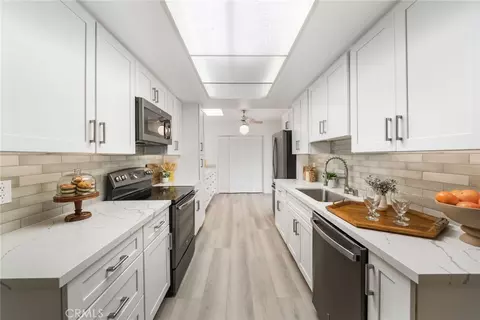 2026 Via Mariposa #C, Laguna Woods, CA 92637