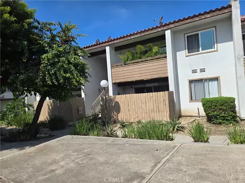 2501 W Sunflower #F4, Santa Ana, CA 92704