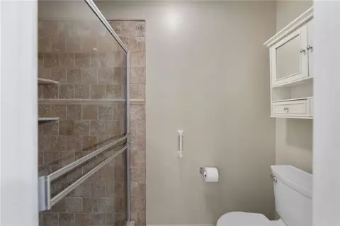 Bath - 1453 Post, Fullerton, CA 92833 photo 2 of 4