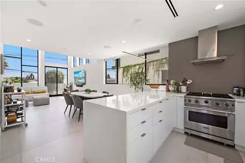 3859 S Centinela Ave, Los Angeles, CA 90066