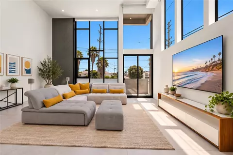 3859 S Centinela Ave, Los Angeles, CA 90066