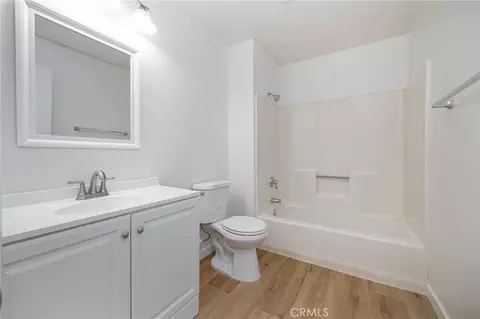 Bath - 331 Washington, Escondido, CA 92025 photo 1 of 1