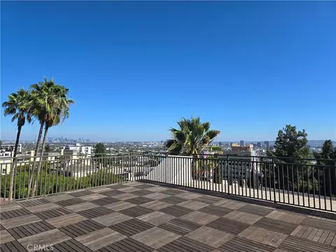 1230 Horn #408, West Hollywood, CA 90069