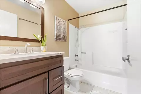 Bath - 28 Jefferson, Irvine, CA 92620 photo 1 of 2