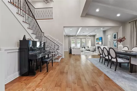 Entry Way - 10 Shadybend, Irvine, CA 92602 photo 1 of 8