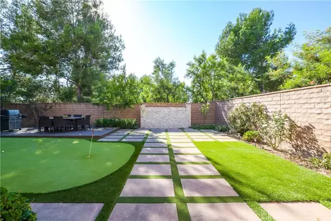 Exterior - 10 Shadybend, Irvine, CA 92602 photo 3 of 14