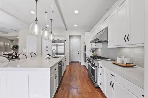 Kitchen - 10 Shadybend, Irvine, CA 92602 photo 3 of 5