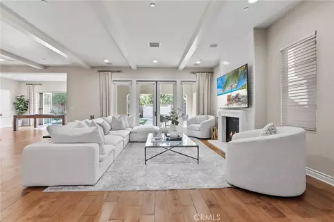 Living - 10 Shadybend, Irvine, CA 92602 photo 1 of 3