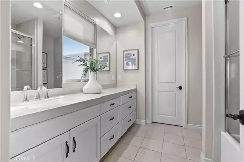 Entry Way - 10 Shadybend, Irvine, CA 92602 photo 4 of 8