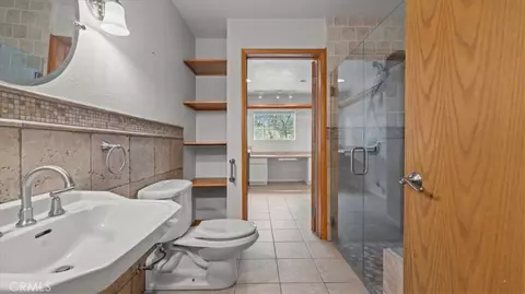 Bath - 1731 Fuerte St, Fallbrook, CA 92028 photo 2 of 2