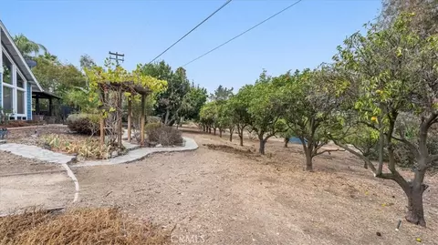 Exterior - 1731 Fuerte St, Fallbrook, CA 92028 photo 4 of 5