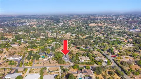 View/Area - 1731 Fuerte St, Fallbrook, CA 92028 photo 3 of 3