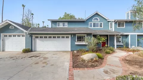Exterior - 1731 Fuerte St, Fallbrook, CA 92028 photo 2 of 5