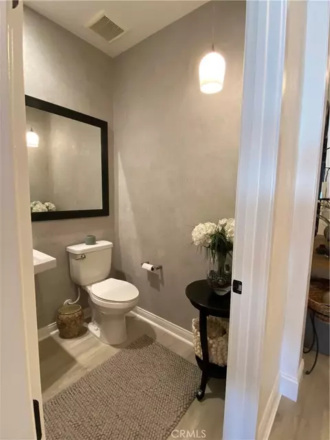 Bath - 39619 Dayspring, Temecula, CA 92591 photo 1 of 3