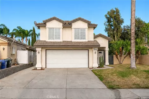 11495 Sherwood Ct, Fontana, CA 92337