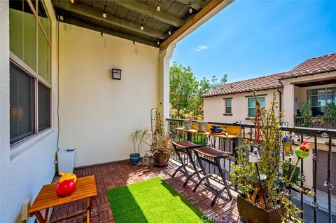 Exterior - 138 Nature Walk, Irvine, CA 92618 photo 4 of 5