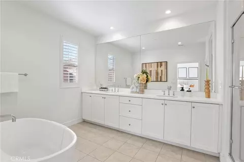 Bath - 106 Yellow Iris, Irvine, CA 92618 photo 1 of 3