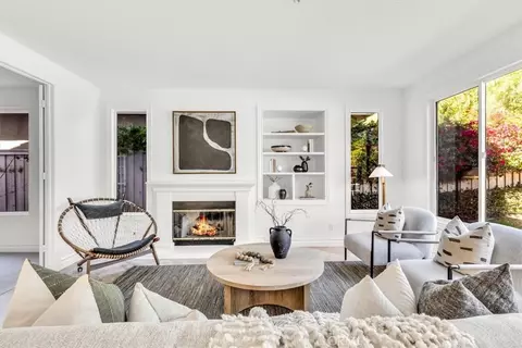 Living - 808 Carnaros, San Clemente, CA 92672 photo 6 of 6