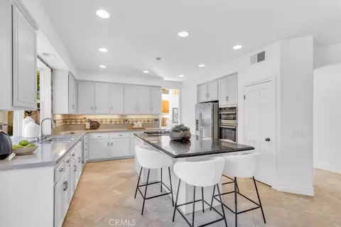Kitchen - 808 Carnaros, San Clemente, CA 92672 photo 5 of 5