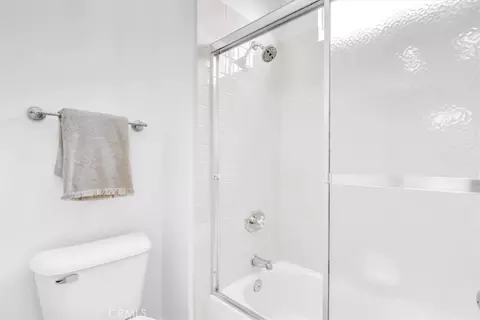 Bath - 808 Carnaros, San Clemente, CA 92672 photo 7 of 8