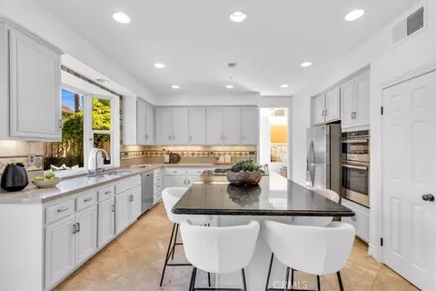 Kitchen - 808 Carnaros, San Clemente, CA 92672 photo 1 of 5