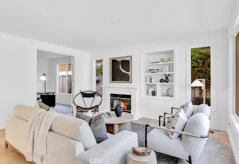 Living - 808 Carnaros, San Clemente, CA 92672 photo 3 of 6
